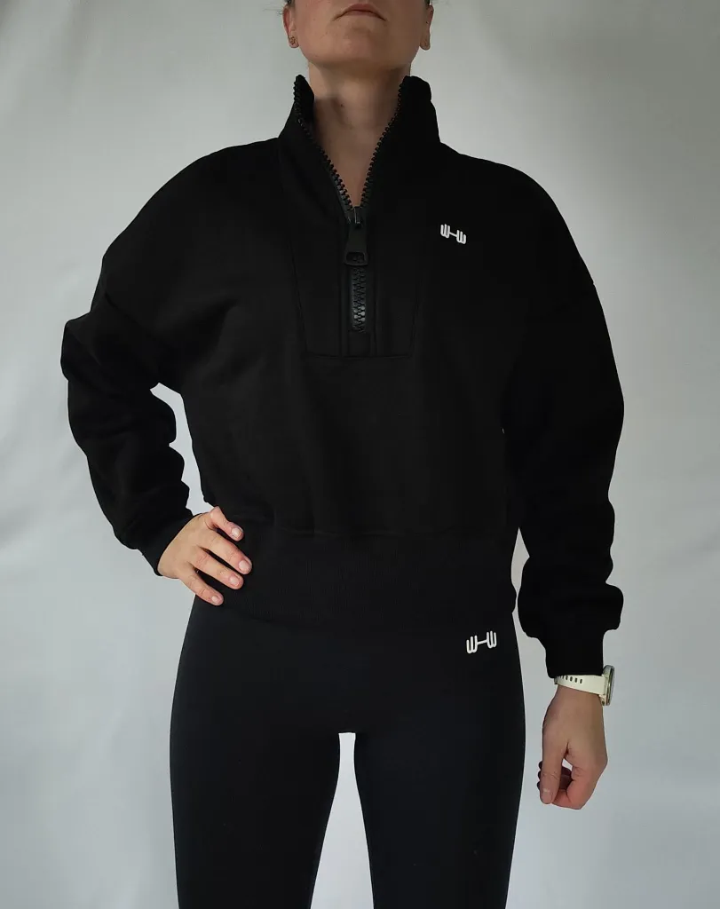 LAURA_SWEATER_BLACK_FRONT2.webp