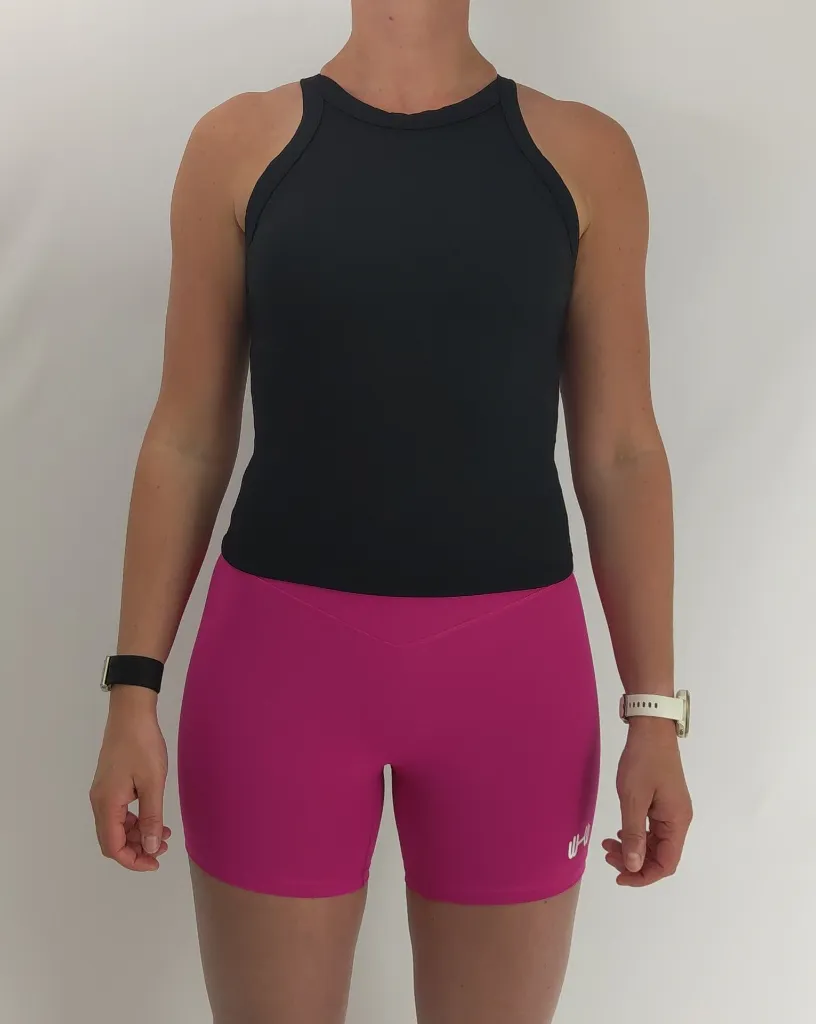 ELLEN_TOP_BLACK_FRONT.webp