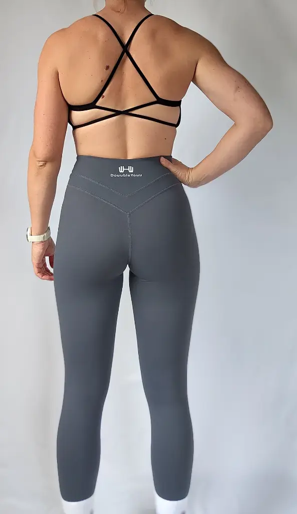 HELEN_GRAY_LEGGING_BACK.webp