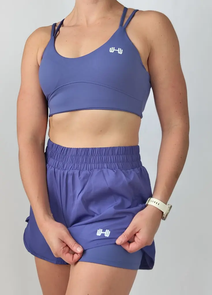 NICKI_BLUE_SHORT+BRA_DETAIL.webp