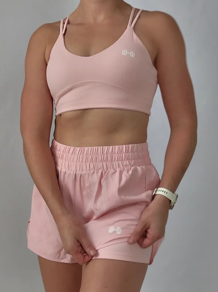 NICKI_PINK_SHORT+BRA_DETAIL.webp